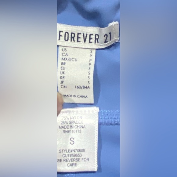 Forever 21 Leggings Size S 2 Pair Light Blue and Gray 2 Side Pockets - Picture 5 of 11